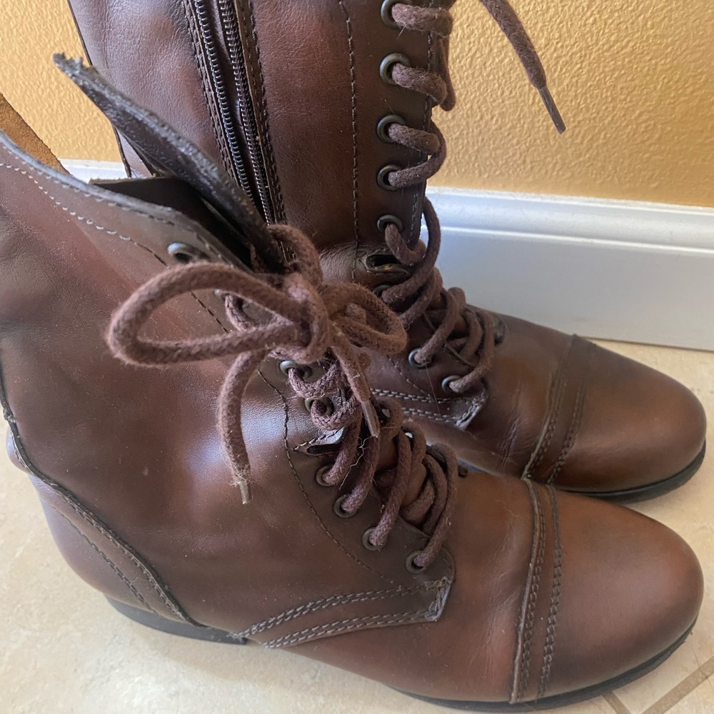 Troopa boots